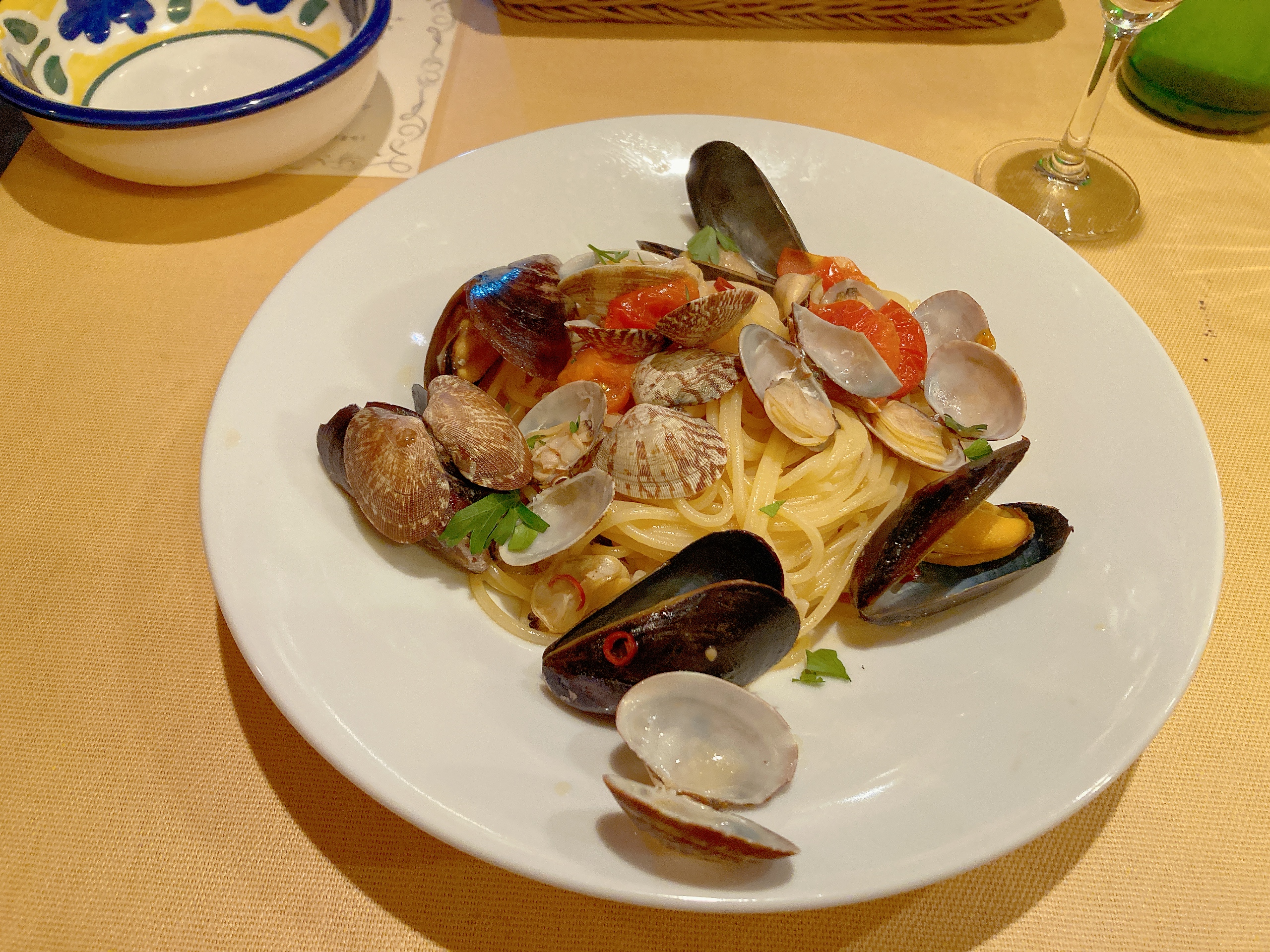 トラットリア ラ グロッタ（土日営業）