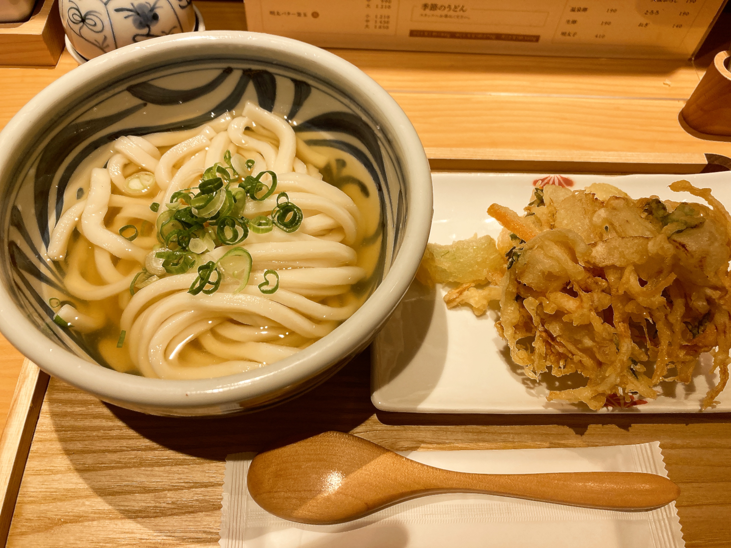 さぬきうどん 酒亭 こんこんとん（土日営業）